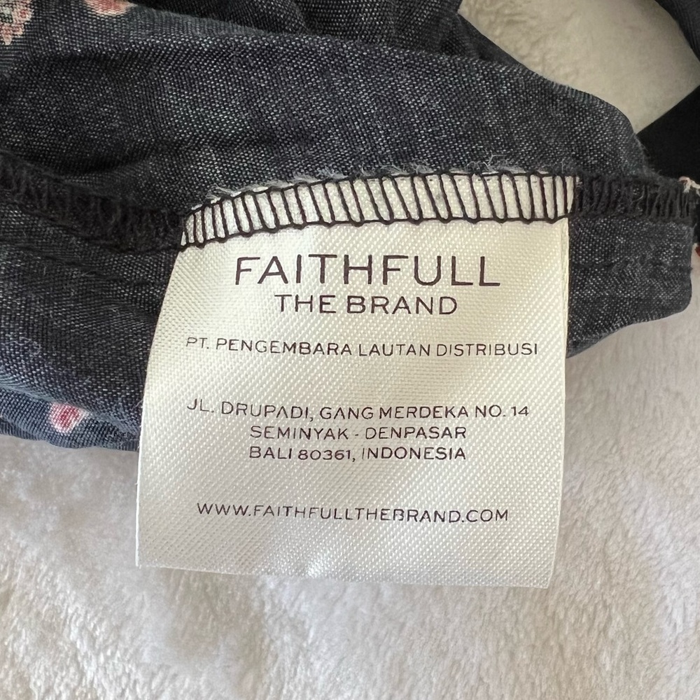 Faithfull The Brand RARE Polonia Off The Shoulder Blouse in Desert Oasis - Picture 9 of 10